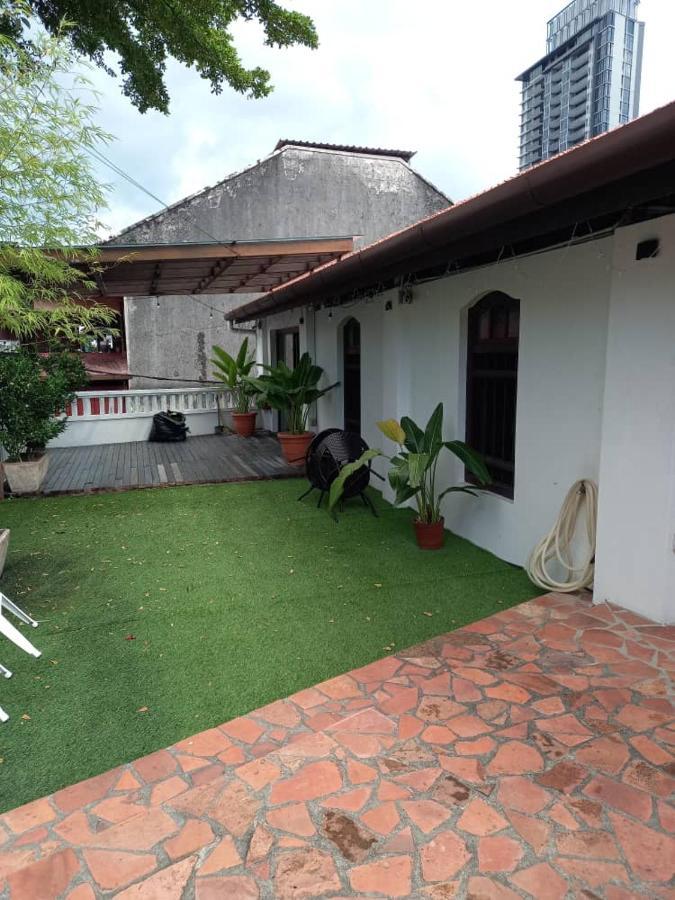 Le Meilleur George Town Exterior photo